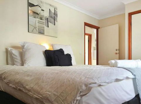Rye Nov 15 17 ForeshoreRockFestHot RoadsDancing - Accommodation Perth 0