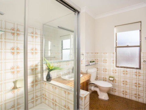 Villa Bianca 10 Opposite The Tanks - Accommodation Perth 5