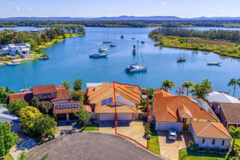 Seachange Waterfront - Accommodation Perth 0