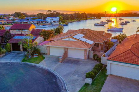 Seachange Waterfront - Accommodation Perth 3