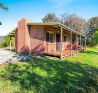 Braeside Cabin Two Alphitonia - Perth Resorts