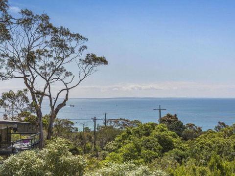 VIEWS At MCCRAE..... - Perth Resorts 2