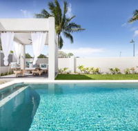 WINDFALL in PALM COVE - Perth Resorts