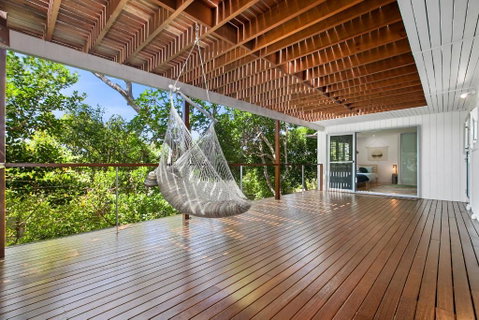 Stunning Seaviews Sunshine Beach - Accommodation Perth 2