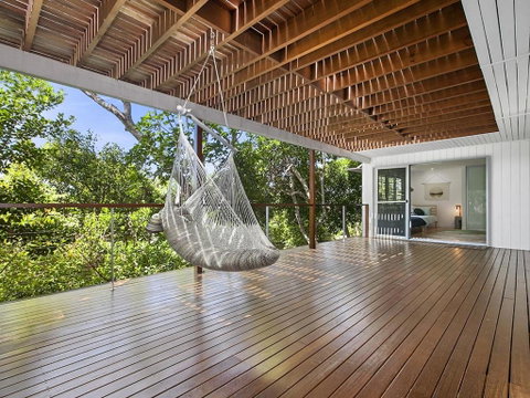 Stunning Seaviews Sunshine Beach - Accommodation Perth 6