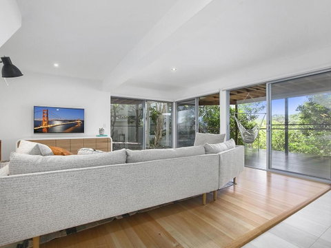 Stunning Seaviews Sunshine Beach - Accommodation Perth 1