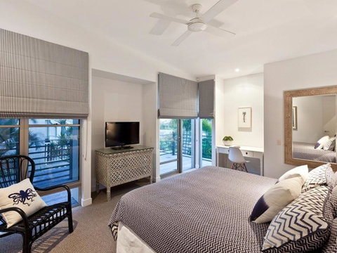 Spacious With Surf Views Sunshine Beach - Accommodation Perth 2