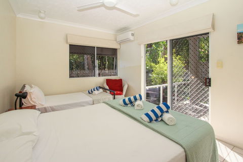 Champagne Apartment 1 - Perth Resorts 2