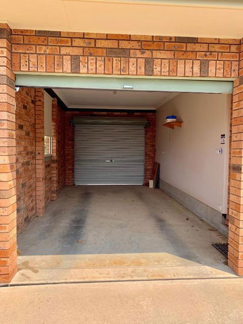 Tidy Home In A Leafy Suburb Great Location - Accommodation Perth 4
