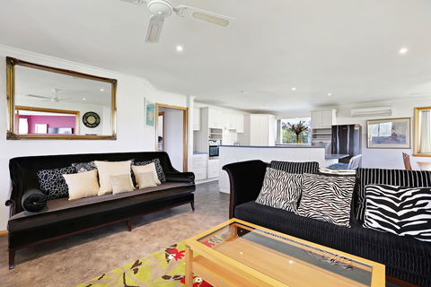 Yarragon 4 Bedroom House In Gippsland - Accommodation Perth 3