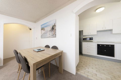 Breakers 11 - Accommodation Perth 3