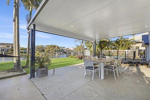CANAL HOME NEAR MOOLOOLABA Kooringal - Perth Resorts 3