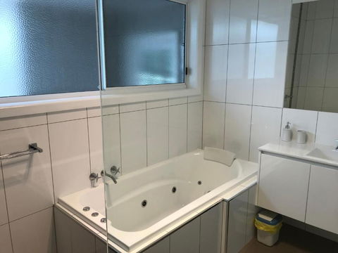BEACHPOINT COTTAGE - Accommodation Perth 1