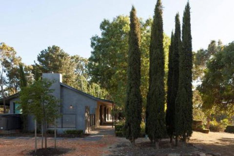 East Wing - Accommodation Perth 0