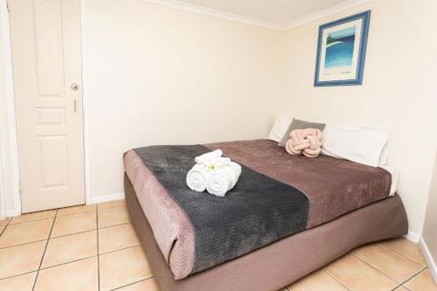 Coral Sea Views 13 Beachfront - Accommodation Perth 0