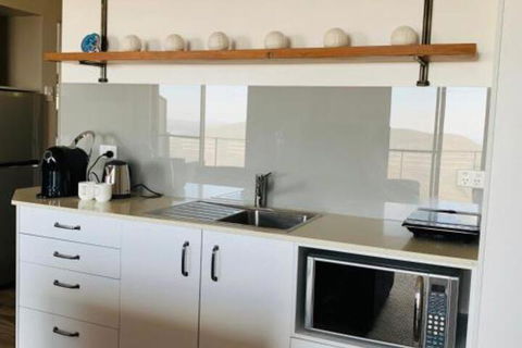 The Silvermoon Villa Private Villa - Accommodation Perth 4