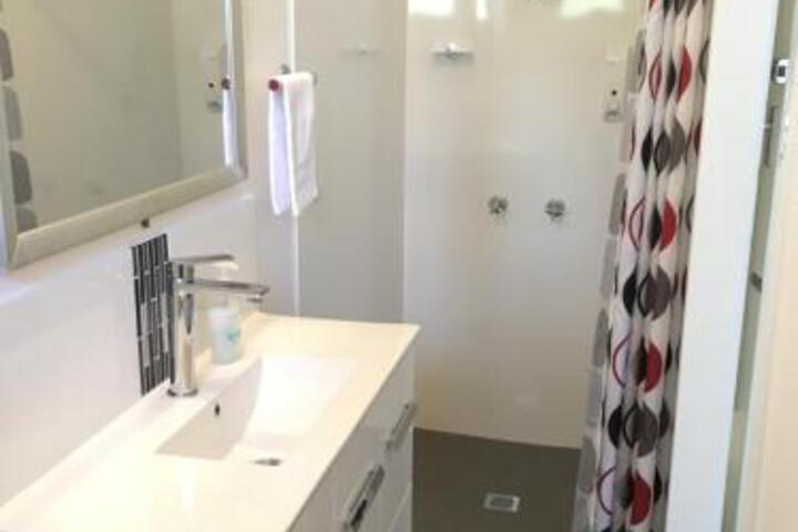 Buaraba QLD Perth Resorts