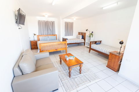 Penneshaw Beach Stay - Accommodation Perth 4