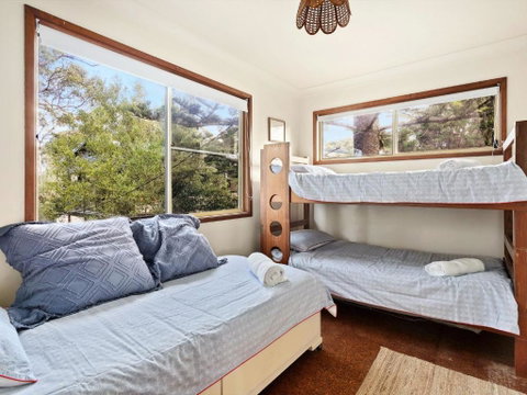 Macs Surf Style 12 Ocean Drive - Accommodation Perth 1
