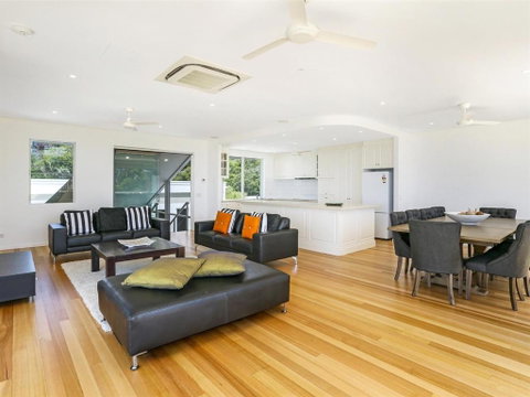 Enjoy The Views Sunshine Beach - Accommodation Perth 4