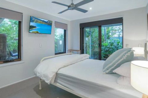 Cosy But Cool Sunshine Beach - Accommodation Perth 3