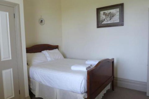 Claremont Farmhouse - Perth Resorts 7