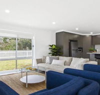 Heartland  Burrows 450m to beach - Accommodation Perth