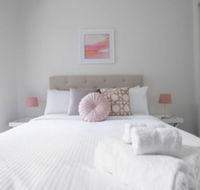 Designer Warm Homeatmooneepondsparking / wifi - Accommodation Perth