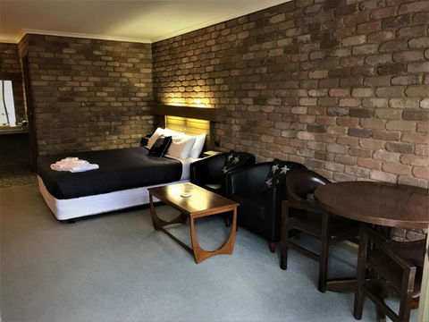 Eildon Lake Motel - Accommodation Perth 3