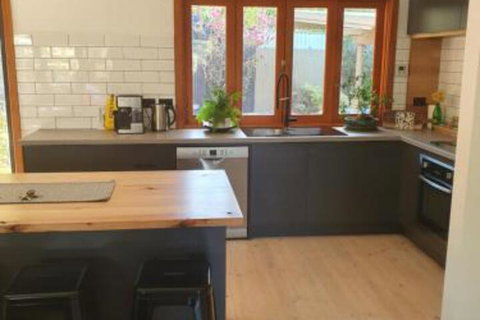 Seacliff Park Holiday Home - Accommodation Perth 0