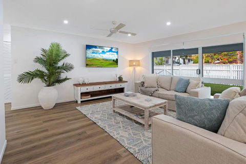 Walk To Hastings Street Noosa Sound - Accommodation Perth 2