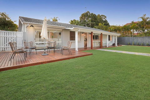 Walk To Hastings Street Noosa Sound - Accommodation Perth 5
