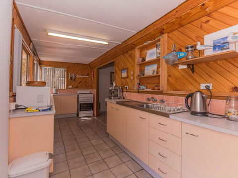 Malibu Drive 127 Bawley Point - Perth Resorts 5