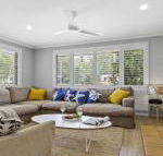 Pure Salt beach house with pool 300m to beach - Accommodation Perth