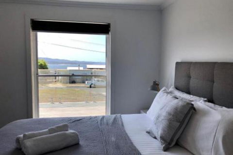 BINALONG BRAE At Bay Of Fires Two Bedroom Both With Ensuites - Accommodation Perth 5