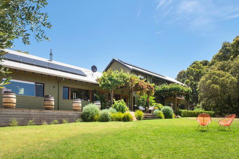 Stella - Perth Resorts 2