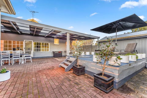 The Jazz B & B - Accommodation Perth 6