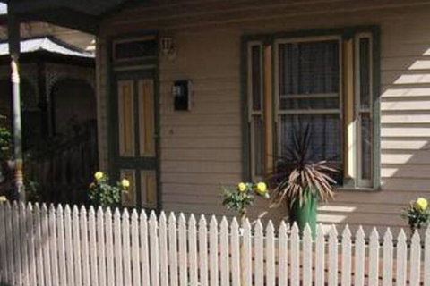 Bed & Breakfast At Stephanies - Accommodation Perth 6