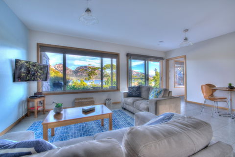 Freycinet Stone Studio 5 - Accommodation Perth 2