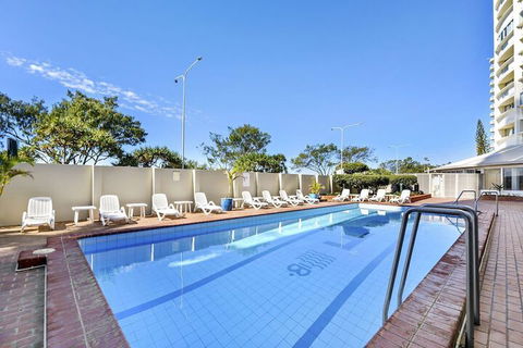 Oceanfront In Surfers Paradise Retreat - Accommodation Perth 3