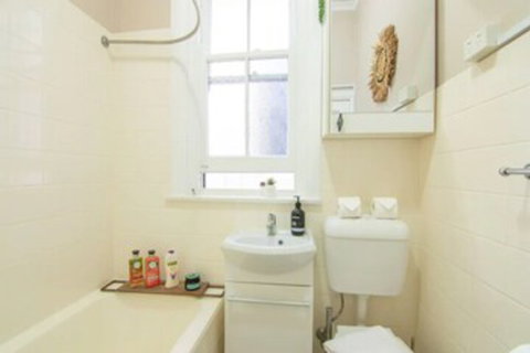 Cosy Apartment Walking Distance To Manly Beach - Accommodation Perth 6