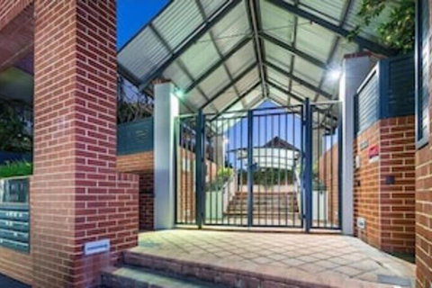 Subiaco Emporium Apartment - Accommodation Perth 2