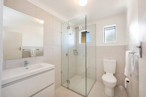 Heart Of Peregian, 19 Piper Street, Peregian Beach, Noosa Area - Accommodation Perth 7