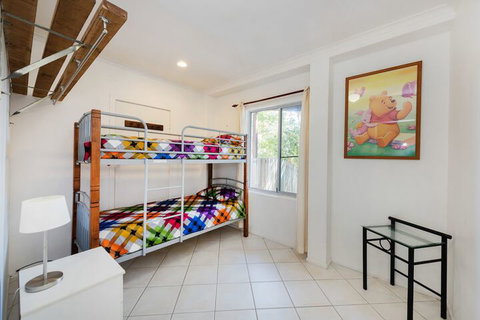 Heart Of Peregian, 19 Piper Street, Peregian Beach, Noosa Area - Accommodation Perth 6