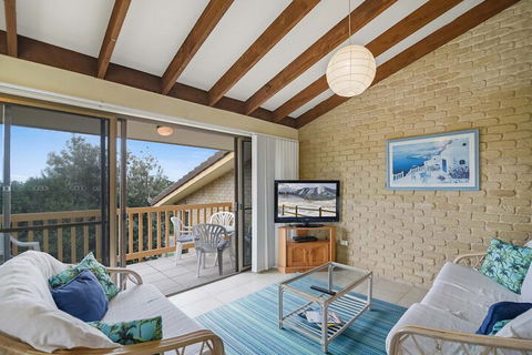 Galleries 3 - 3/28 Peregian Esplanade - Accommodation Perth 6