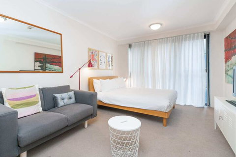 Amazing Studio With Pool In Central Sydney - Accommodation Perth 6