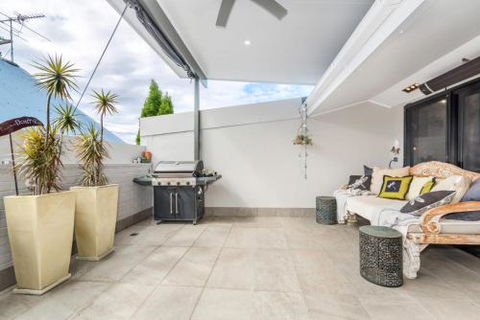 Urban Chic 3 BR House In Wickham - Perth Resorts 0