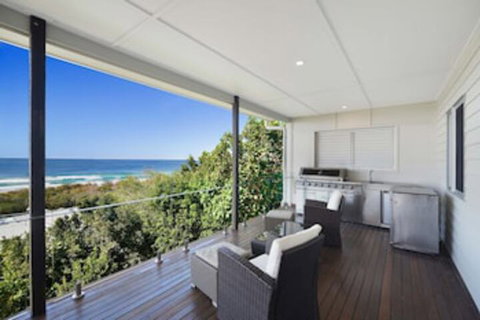 Peregians Viewing Deck, 324 David Low Way, Peregian Beach, Noosa Area - Accommodation Perth 0