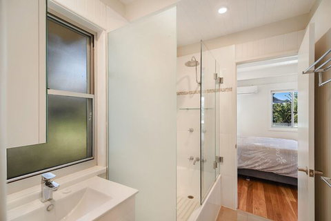 Peregians Viewing Deck, 324 David Low Way, Peregian Beach, Noosa Area - Accommodation Perth 7