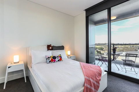 Highrise Apartment At Olympic Park - Accommodation Perth 4